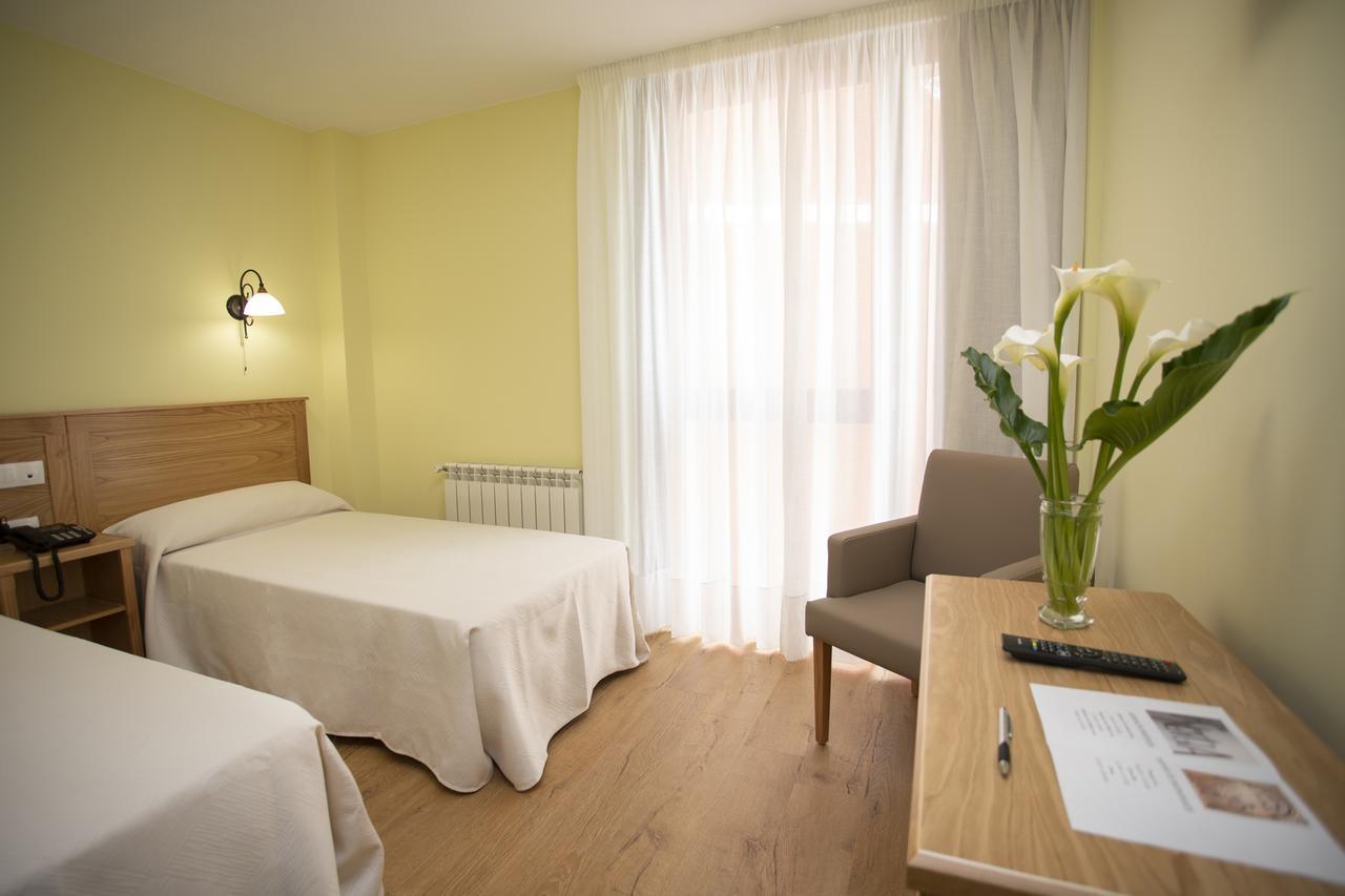 Hotel Novoa Sarria Exteriör bild