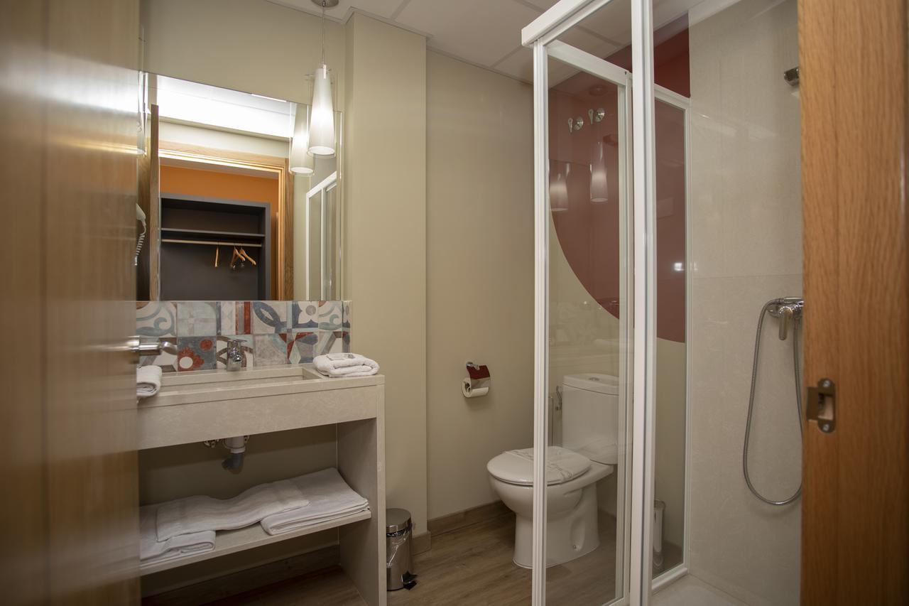 Hotel Novoa Sarria Exteriör bild